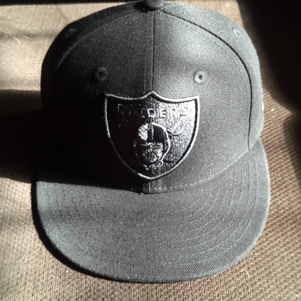 Las Vegas Oakland raiders fitted cap